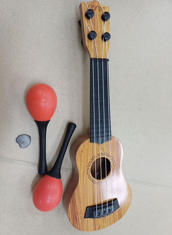 기타와 마라카스